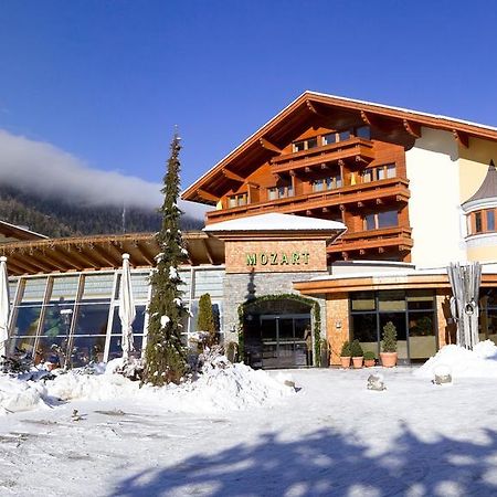 Familien Hotel Mozart Ried im Oberinntal Eksteriør billede