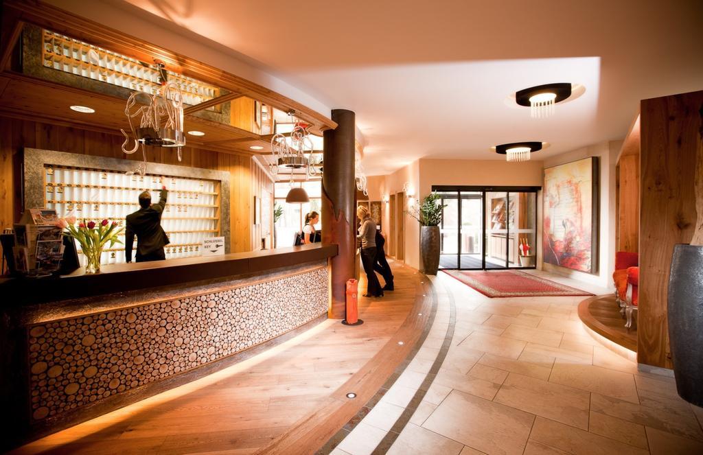 Familien Hotel Mozart Ried im Oberinntal Eksteriør billede